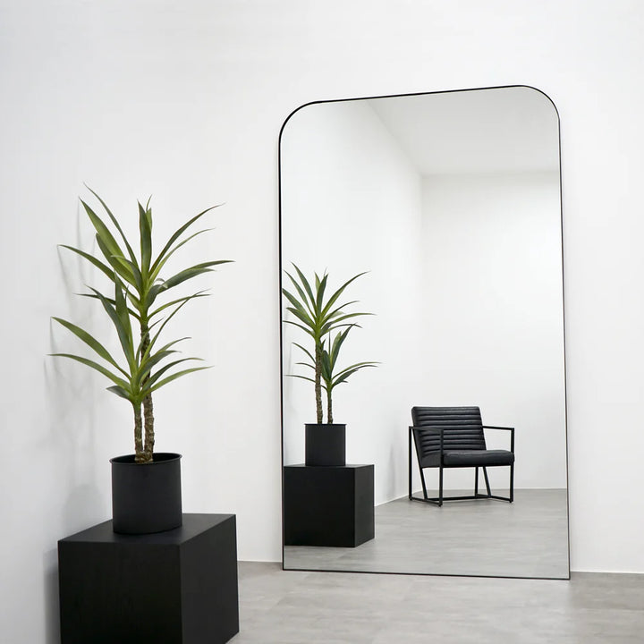 Louis Minimalistic 210x120cm *** PRE ORDER ***