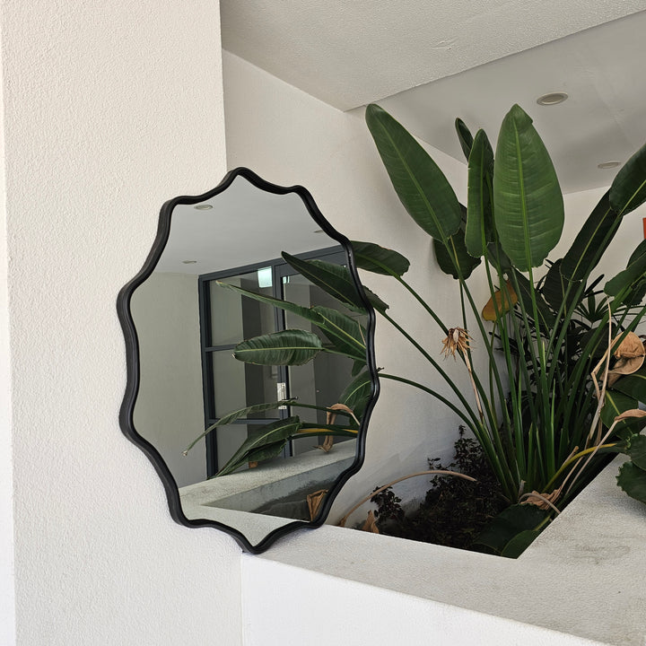 THE STAR -  Wavy 80cm round wall mirror