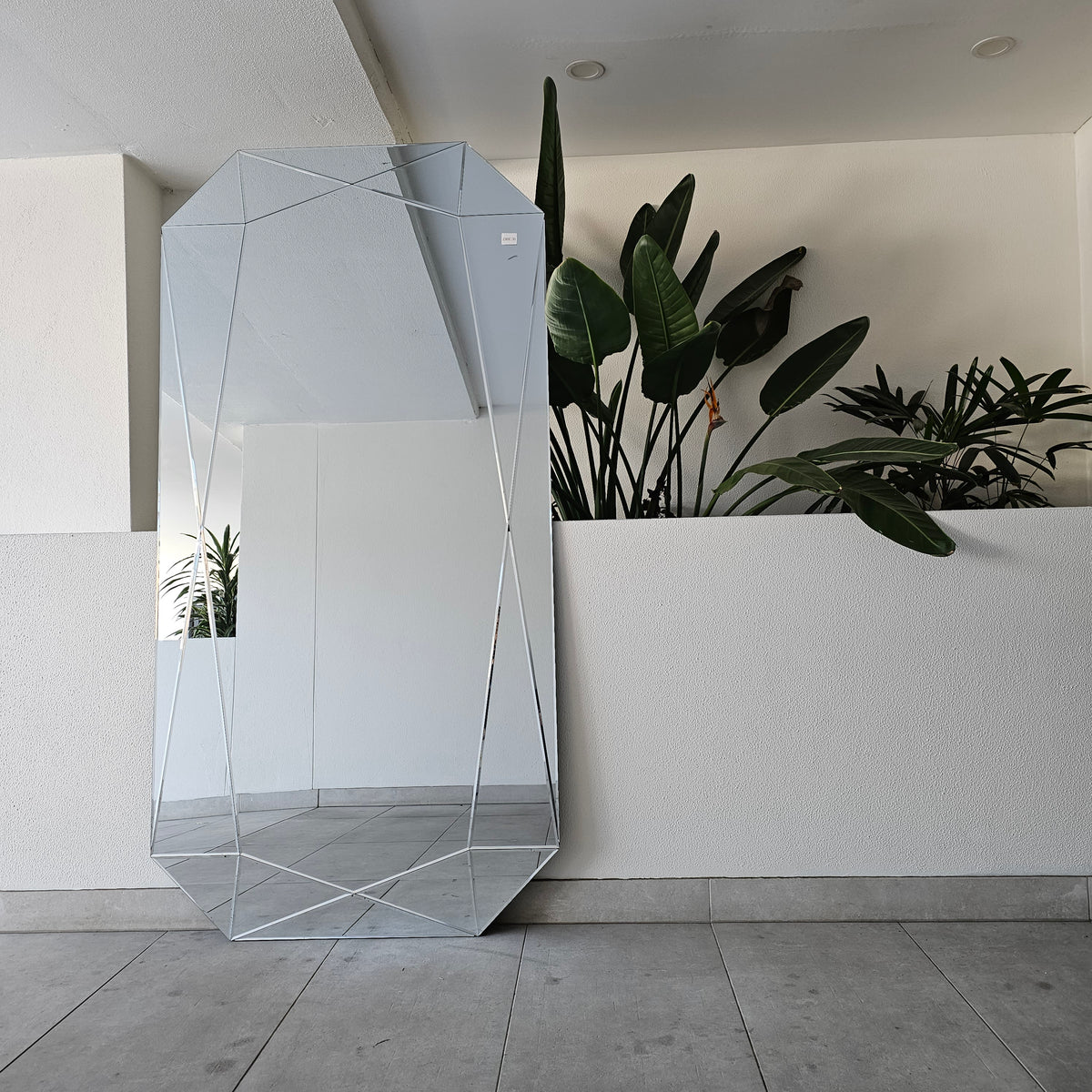 Diamond frameless irregular wall mirror