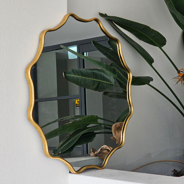 The Star gold wavy-edged round wall mirror, 80cm