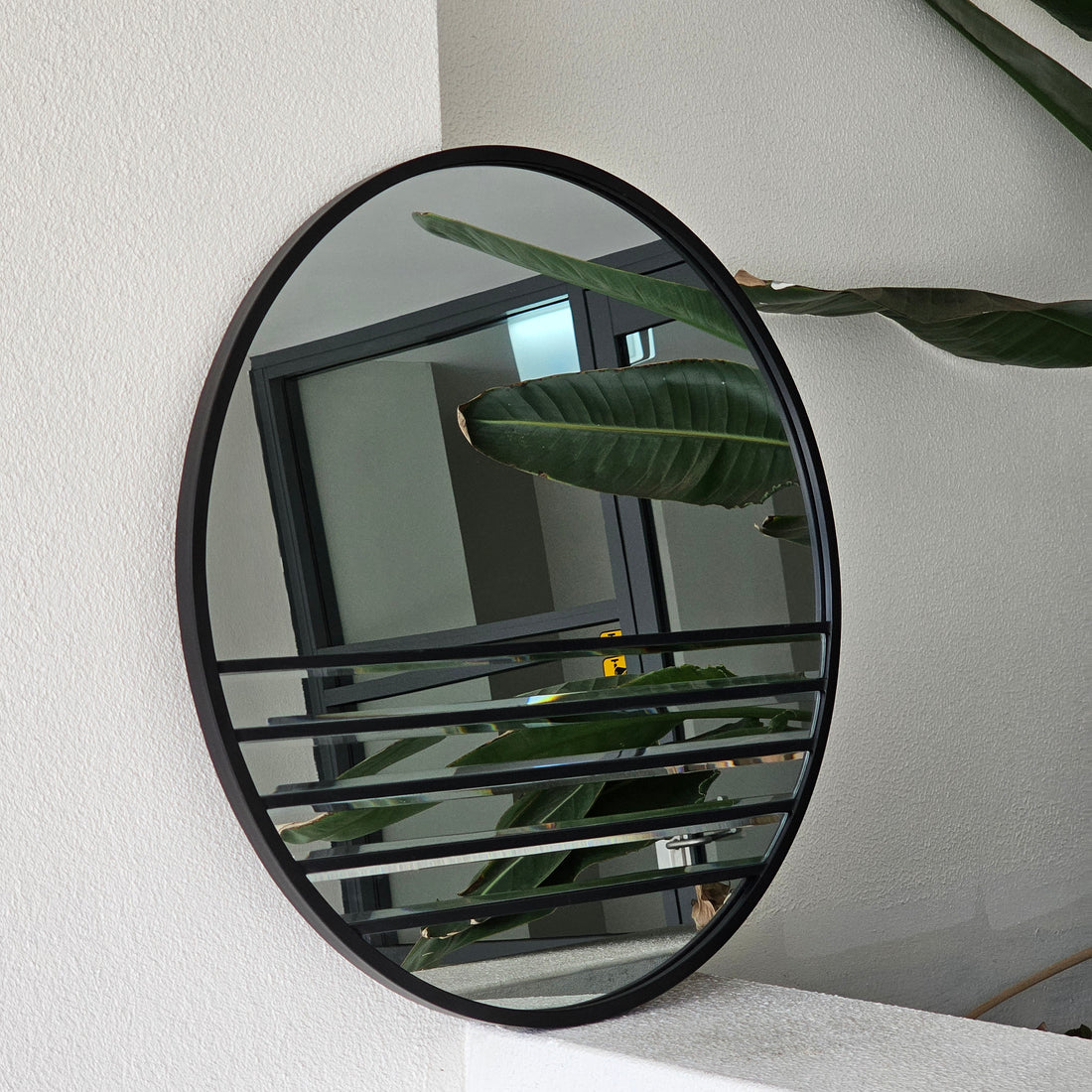 Lustro black round wall mirror, 60cm