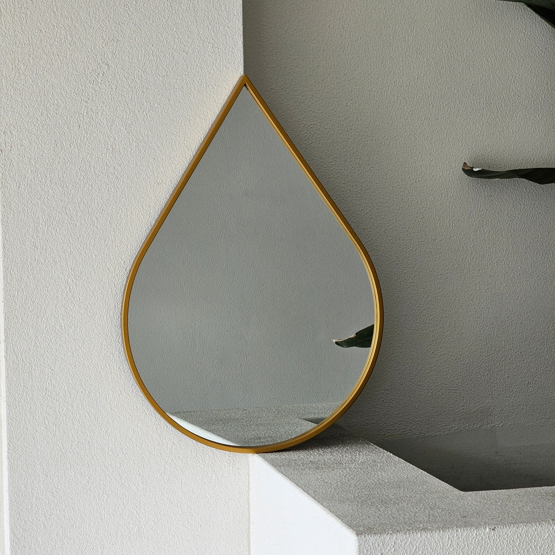 TEARDROP Mirror 71x50