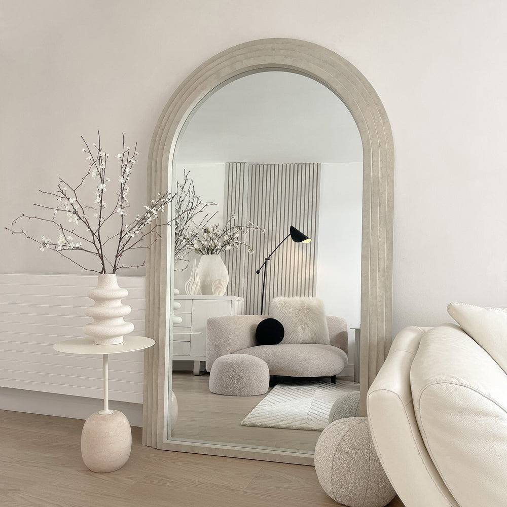 Caesar full-length arched mirror with a stepped frame
