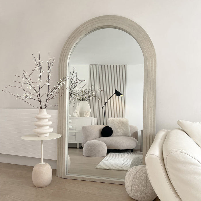 Caesar full-length arched mirror with a stepped frame